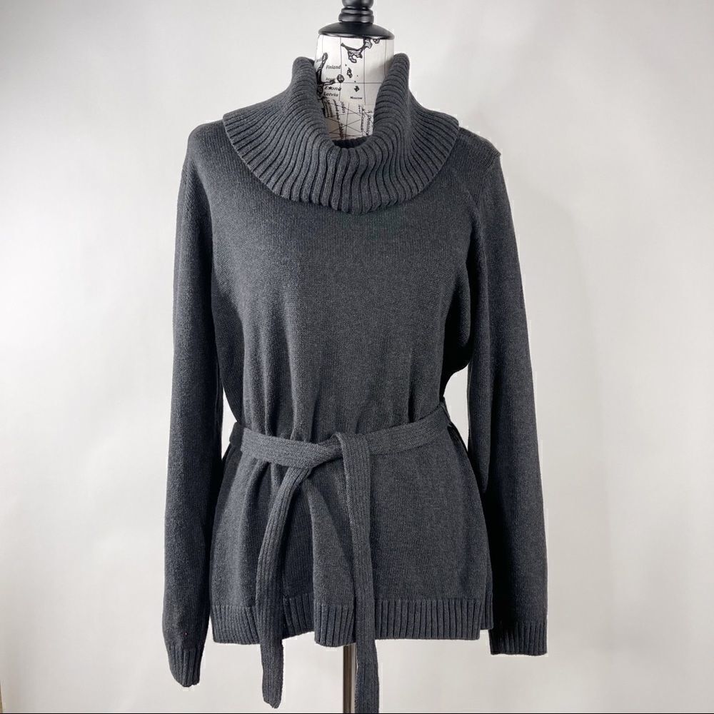 #2. Jeanne Pierre Sweater Size XL